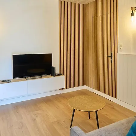 Les Deux Estrades Confort, Panache Et Netflix Apartamento Cholet