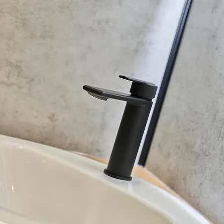 Les Deux Estrades Confort, Panache Et Netflix Lejlighed Cholet