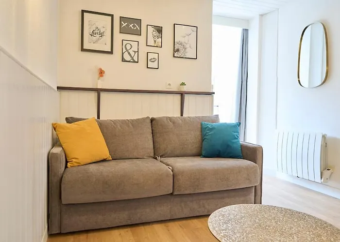 Les Deux Estrades Confort, Panache Et Netflix 公寓