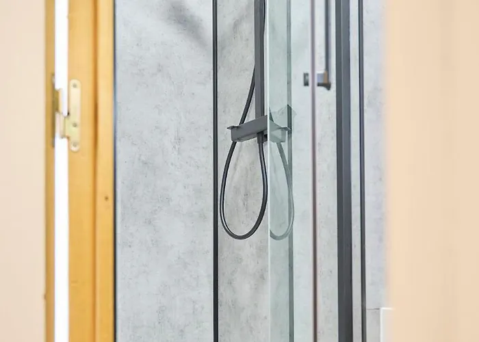 Les Deux Estrades Confort, Panache Et Netflix