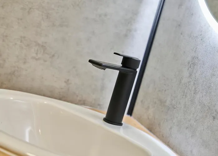 Les Deux Estrades Confort, Panache Et Netflix 公寓 绍莱