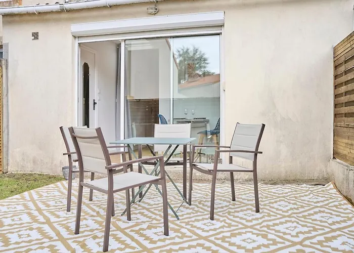 Les Deux Estrades Confort, Panache Et Netflix